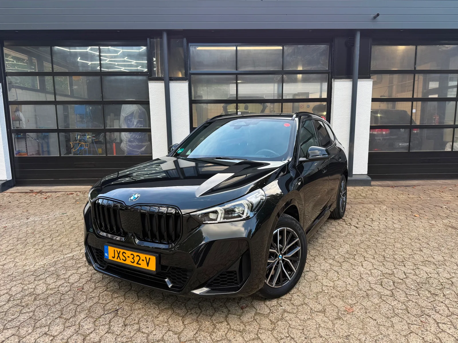 BMW X1 (2025) — foto 1