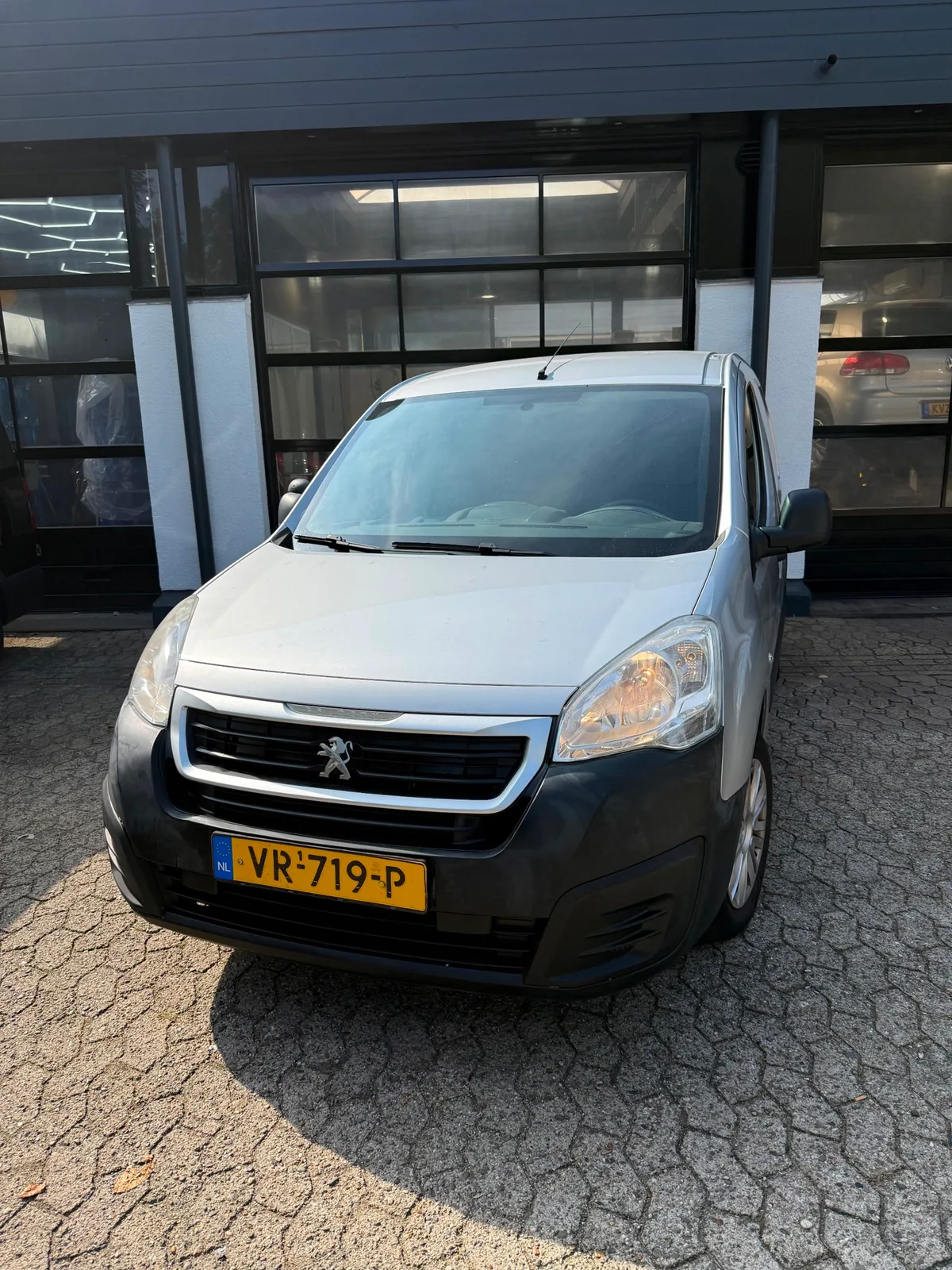 Peugeot Partner (2015) — foto 1