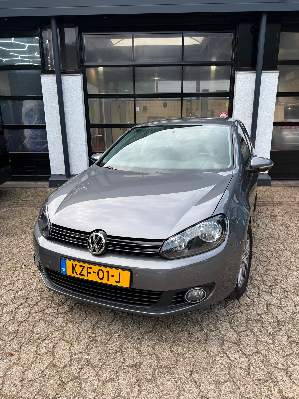Volkswagen Golf (2009) — foto 1
