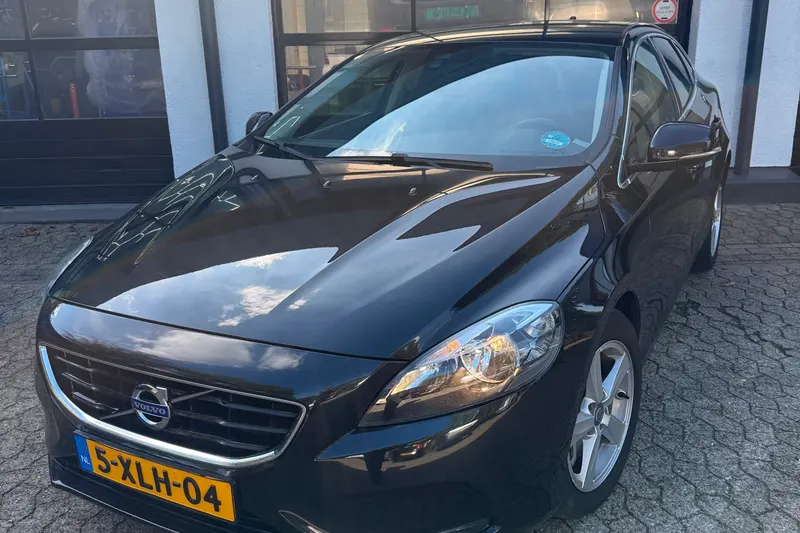 Volvo V40 (2014)