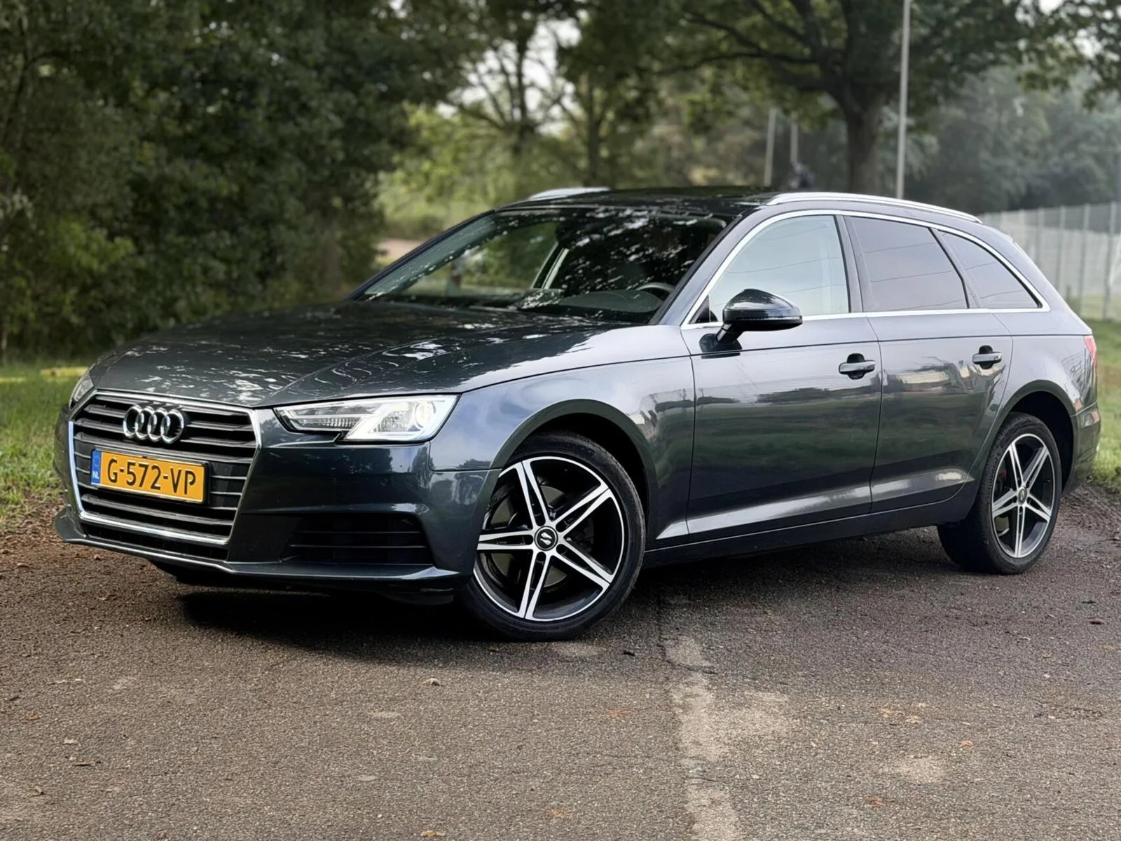 Audi A4 (2016) — foto 1