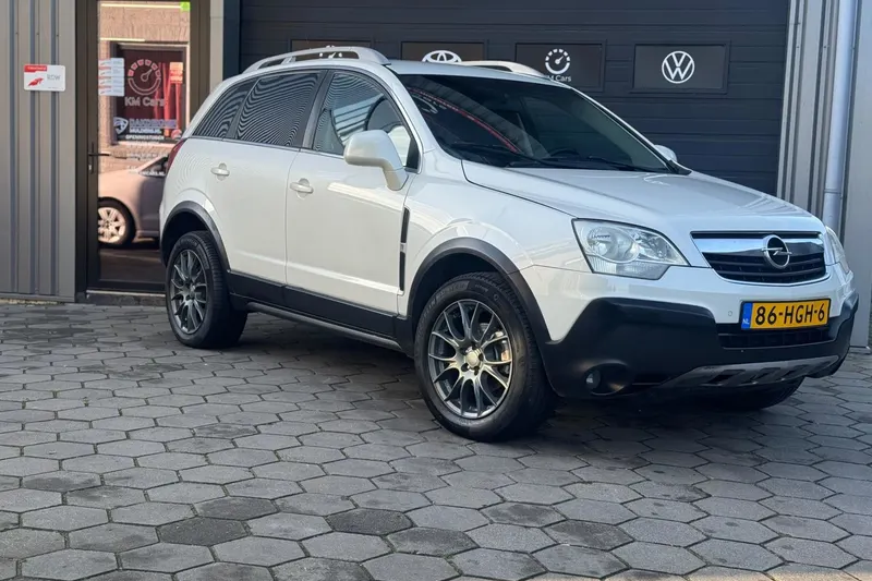 Opel Antara (2008)