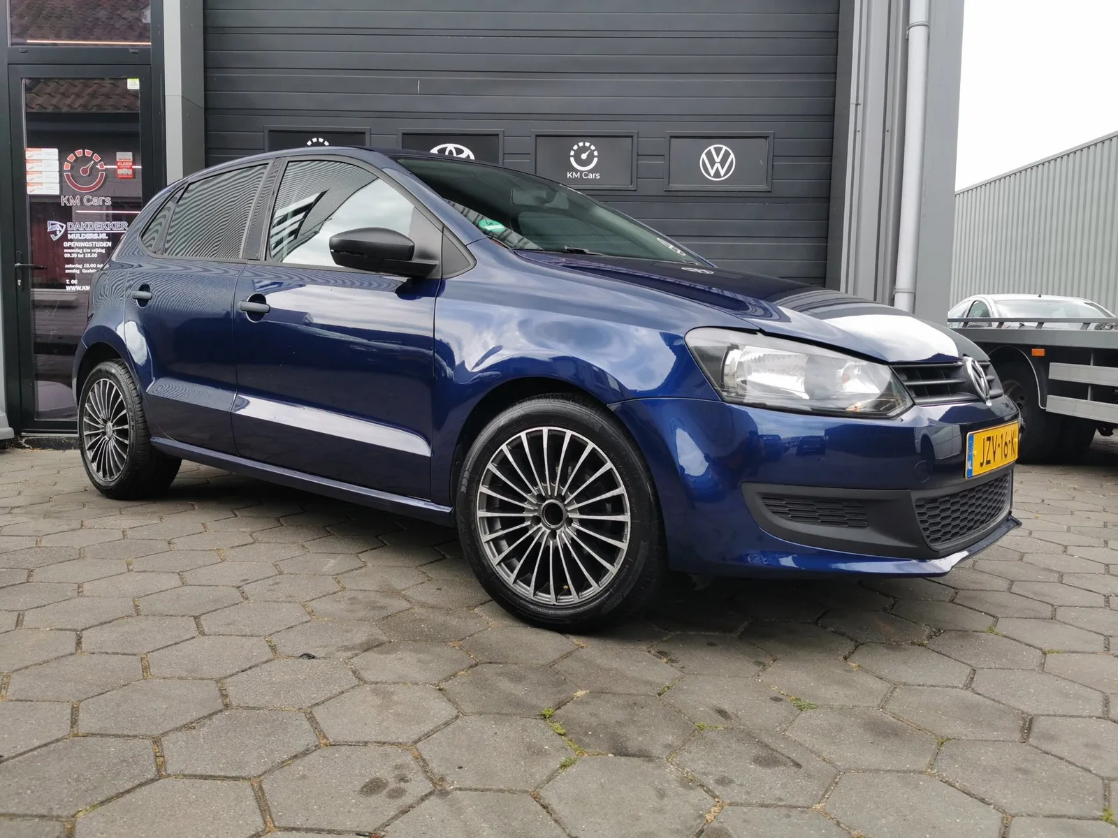 Volkswagen Polo (2009) — foto 1