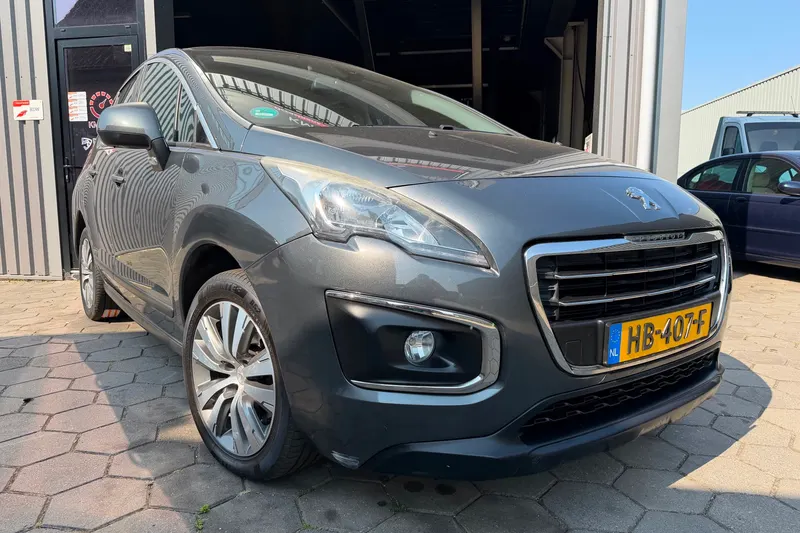 Peugeot 3008 (2015)