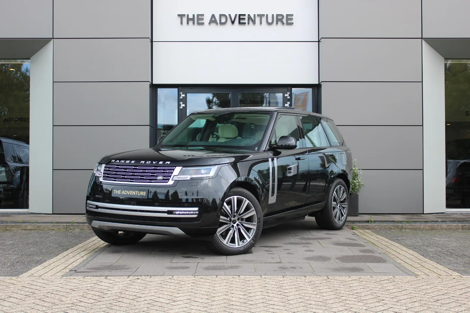 Land Rover Range Rover (2026) — foto 1