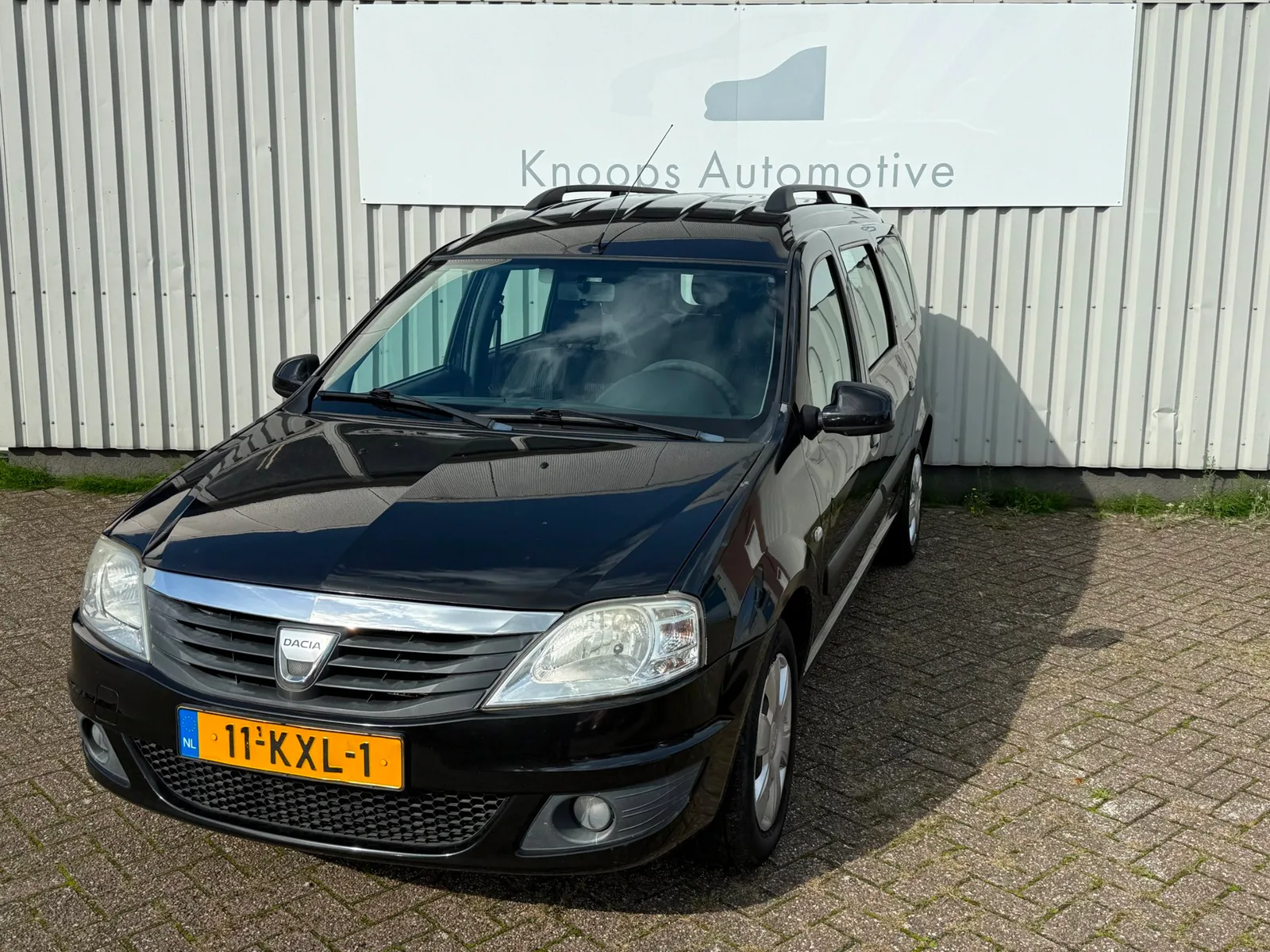 Dacia Logan MCV (2010) — foto 1