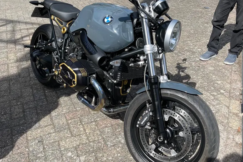 BMW R nine t pure (2021)