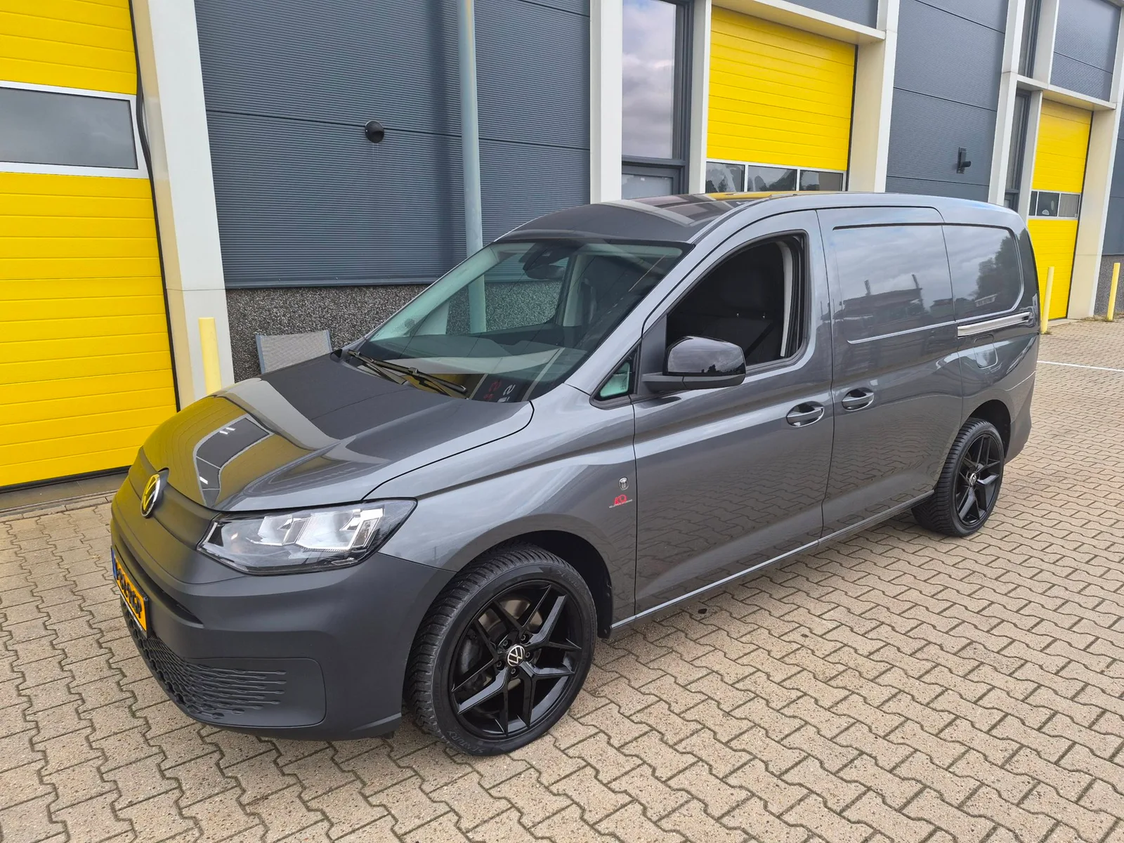 Volkswagen Caddy (2022) — foto 1