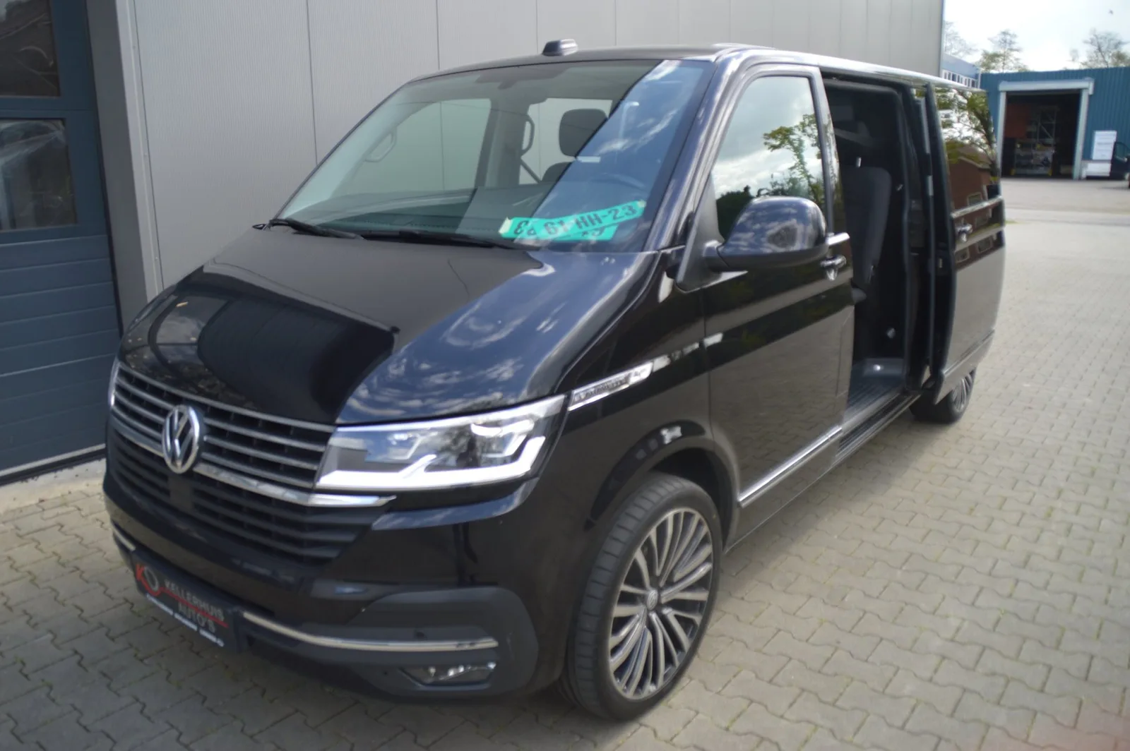 Volkswagen Transporter (2020) — foto 1