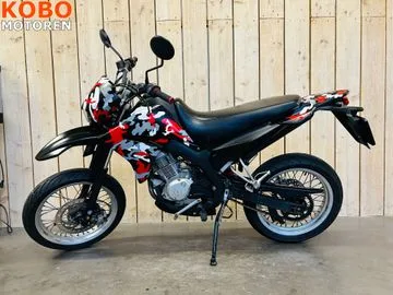 Yamaha XT 125 X (2007) — foto 1