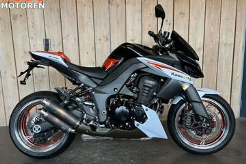 Kawasaki Z1000 (2013)