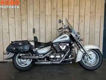 Suzuki VL1500 (2004) — foto 1