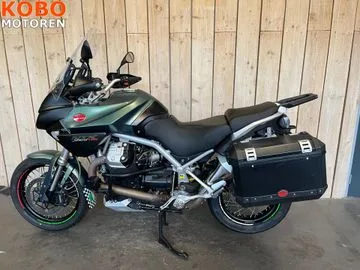 Moto Guzzi Stelvio (2014) — foto 1