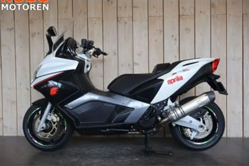 Aprilia SRV 850 (2012)