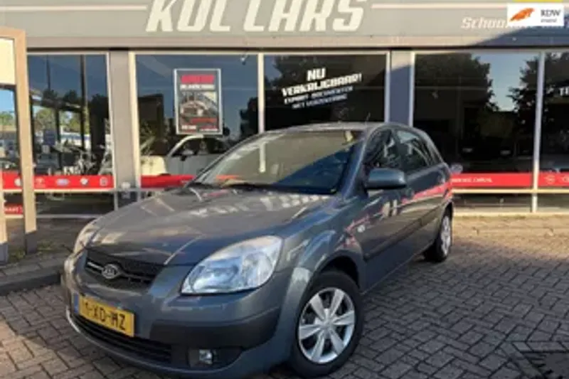 Kia Rio (2007)