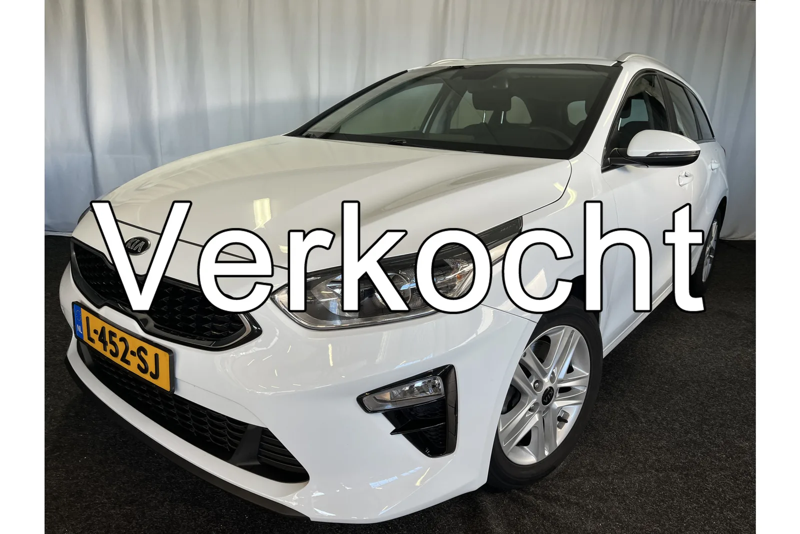 Kia Ceed Sportswagon (2021) — foto 1