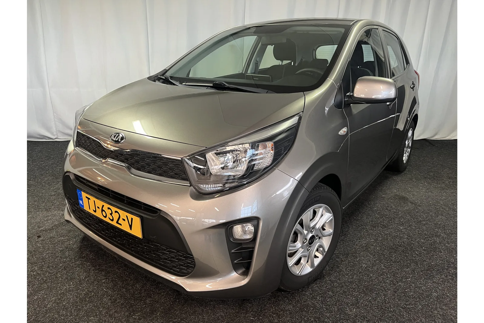 Kia Picanto (2018) — foto 1