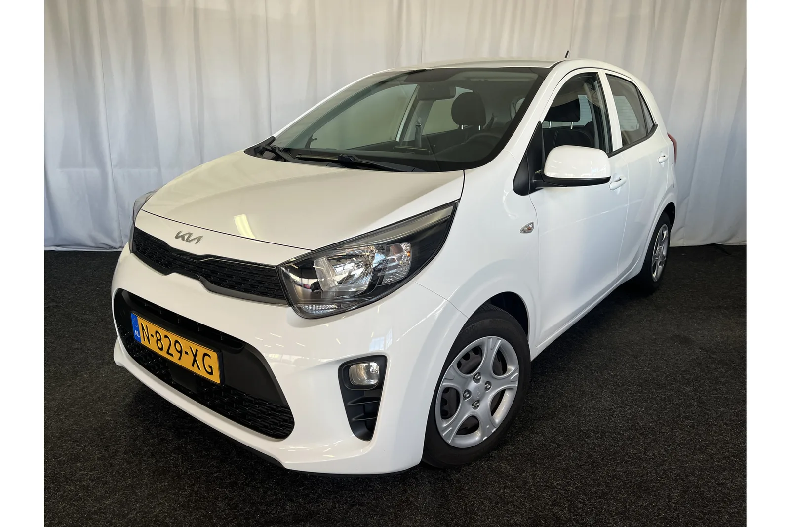 Kia Picanto (2022) — foto 1