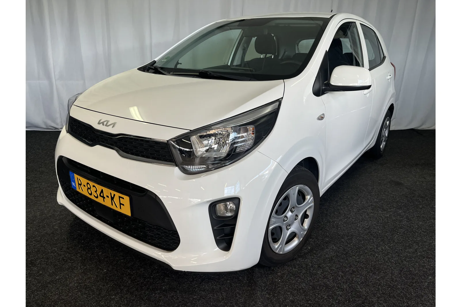 Kia Picanto (2022) — foto 1