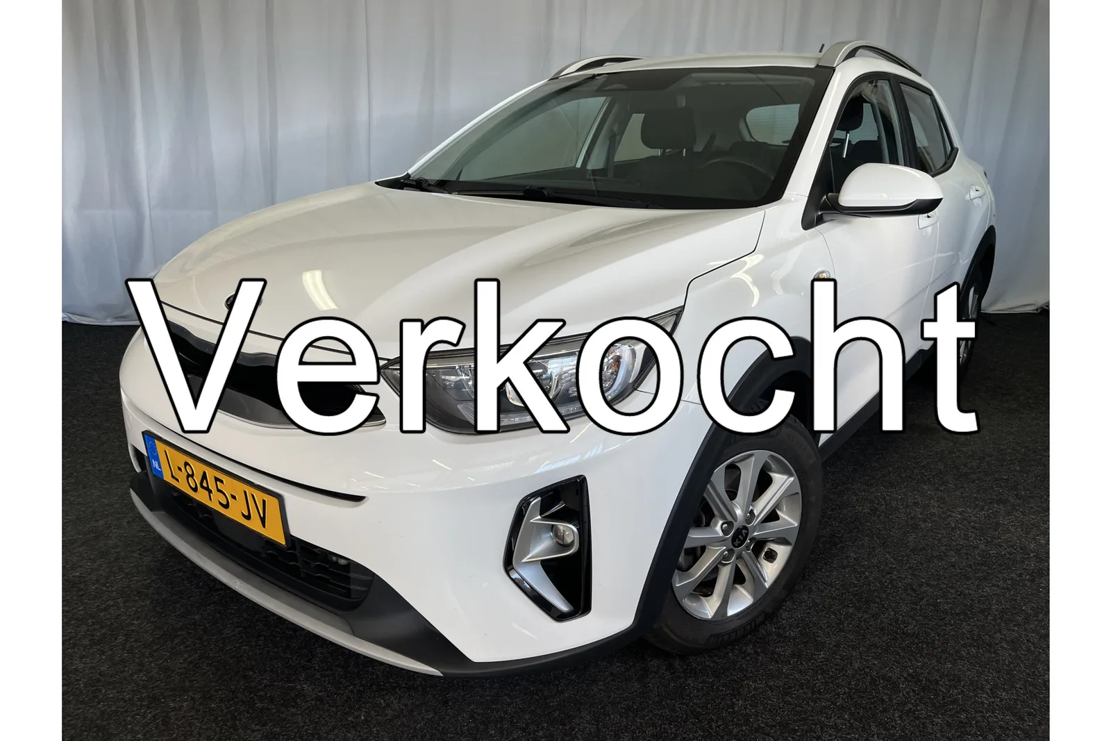 Kia Stonic (2021) — foto 1