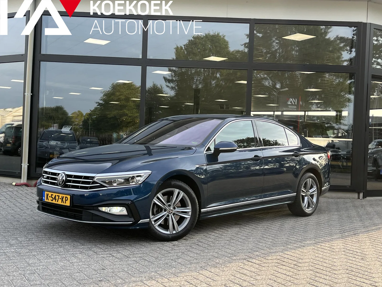 Volkswagen Passat (2021) — foto 1