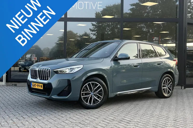 BMW iX1 (2023)