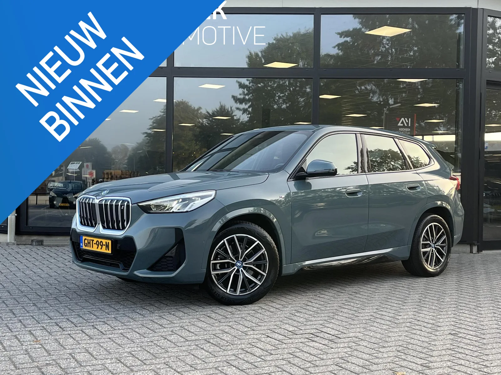 BMW iX1 (2023) — foto 1