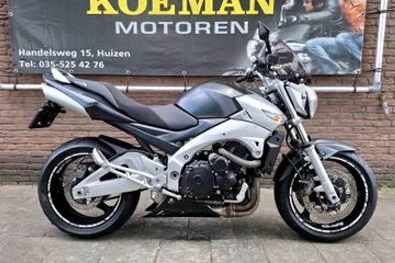 Suzuki GSR600 (2007)