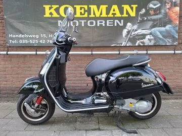 Vespa GTS (2015) — foto 1