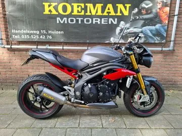 Triumph Speed Triple 1050 (2017) — foto 1
