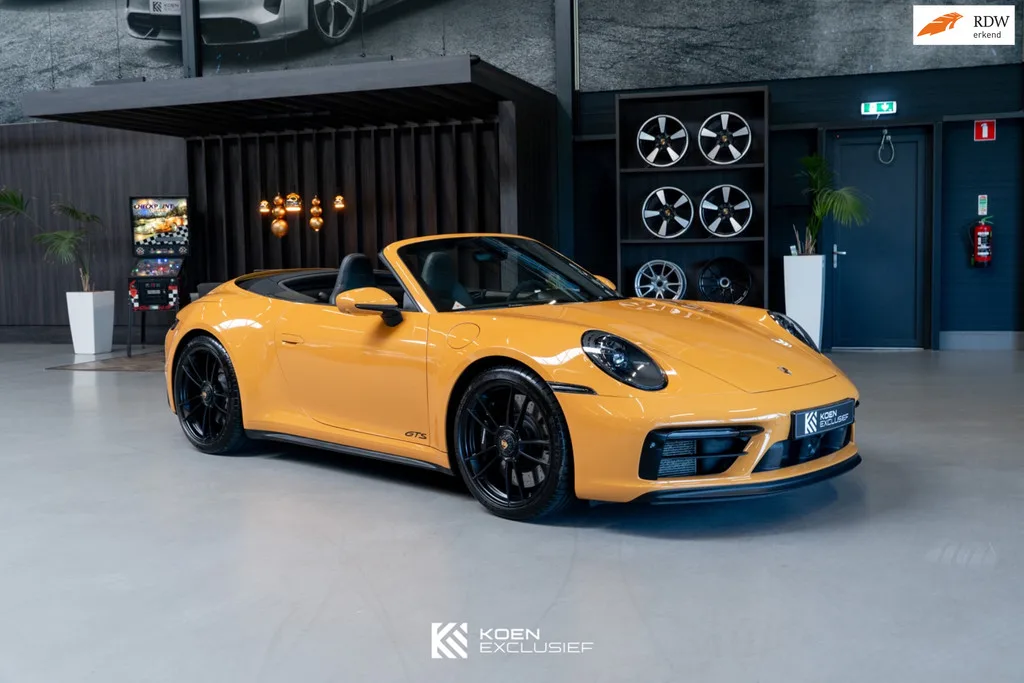 Porsche 911 (2022) — foto 1