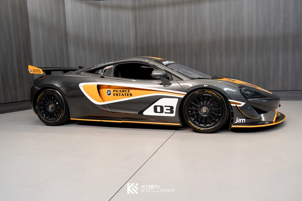 McLaren 570S (2022) — foto 1
