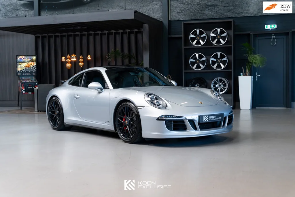 Porsche 911 (2015) — foto 1