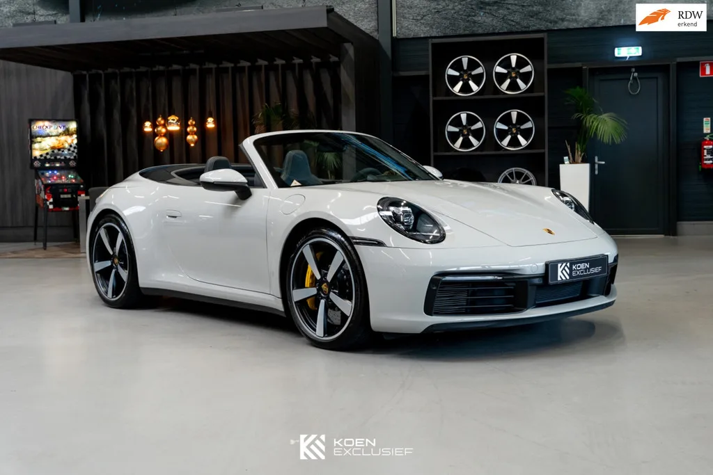 Porsche 911 (2019) — foto 1