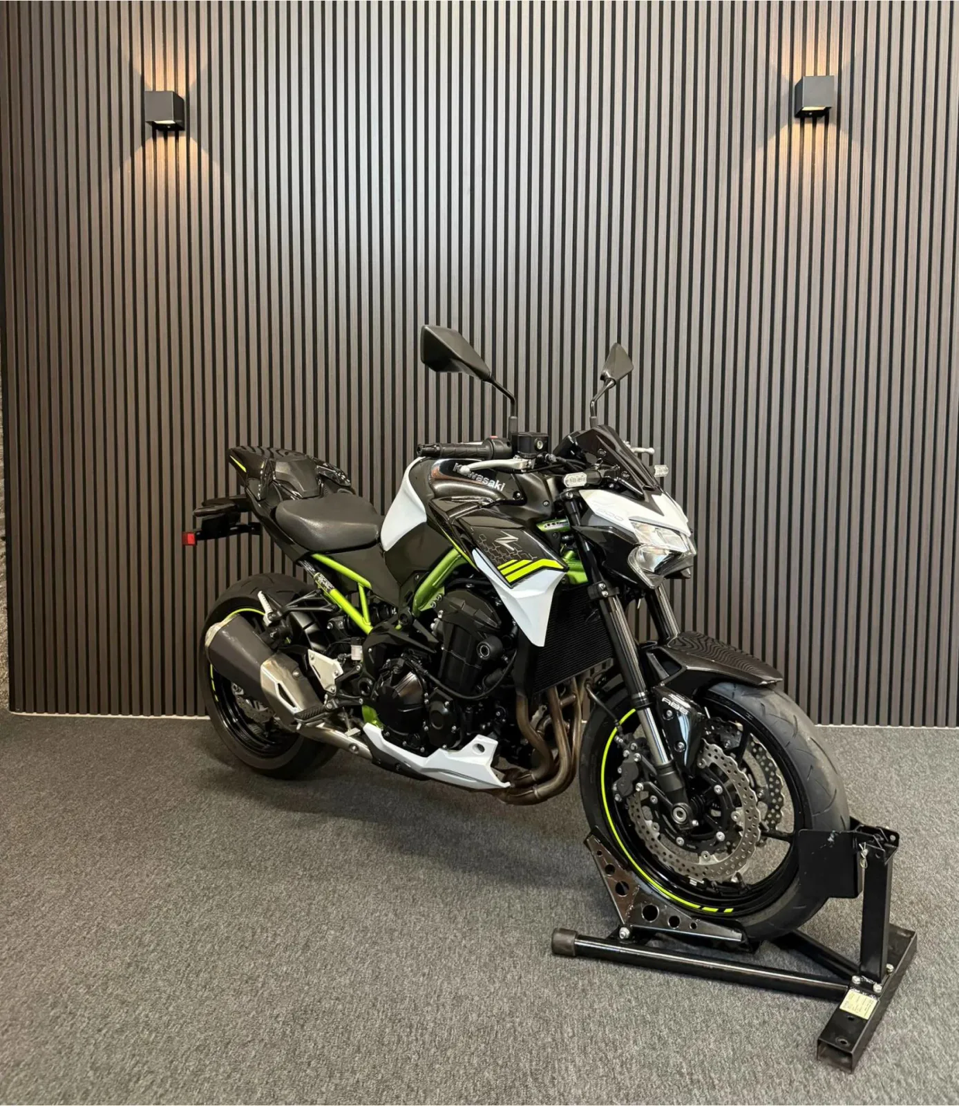 Kawasaki Z900 (2021) — foto 1