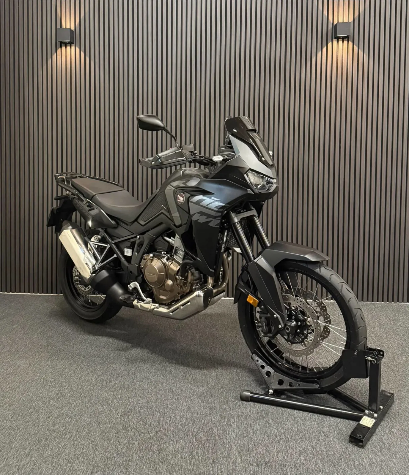 Honda Africa Twin (2023) — foto 1