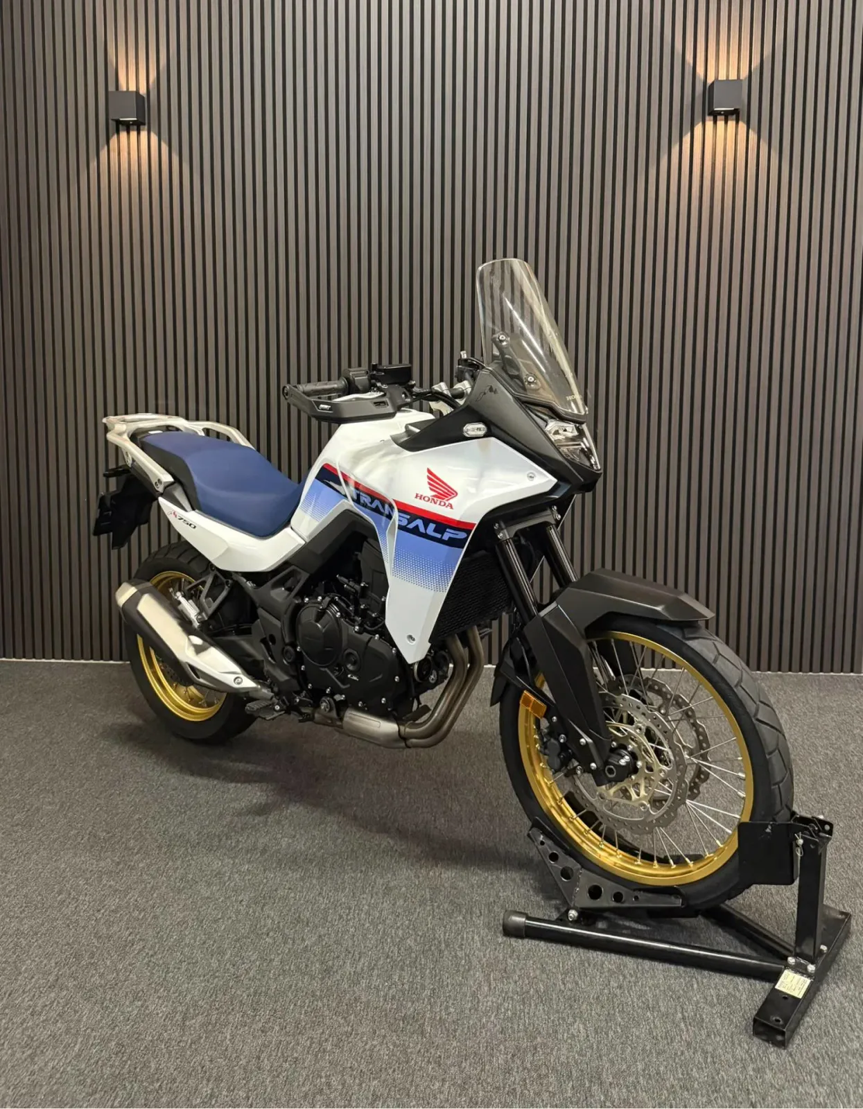 Honda Xl 750 TRANSALP (2024) — foto 1