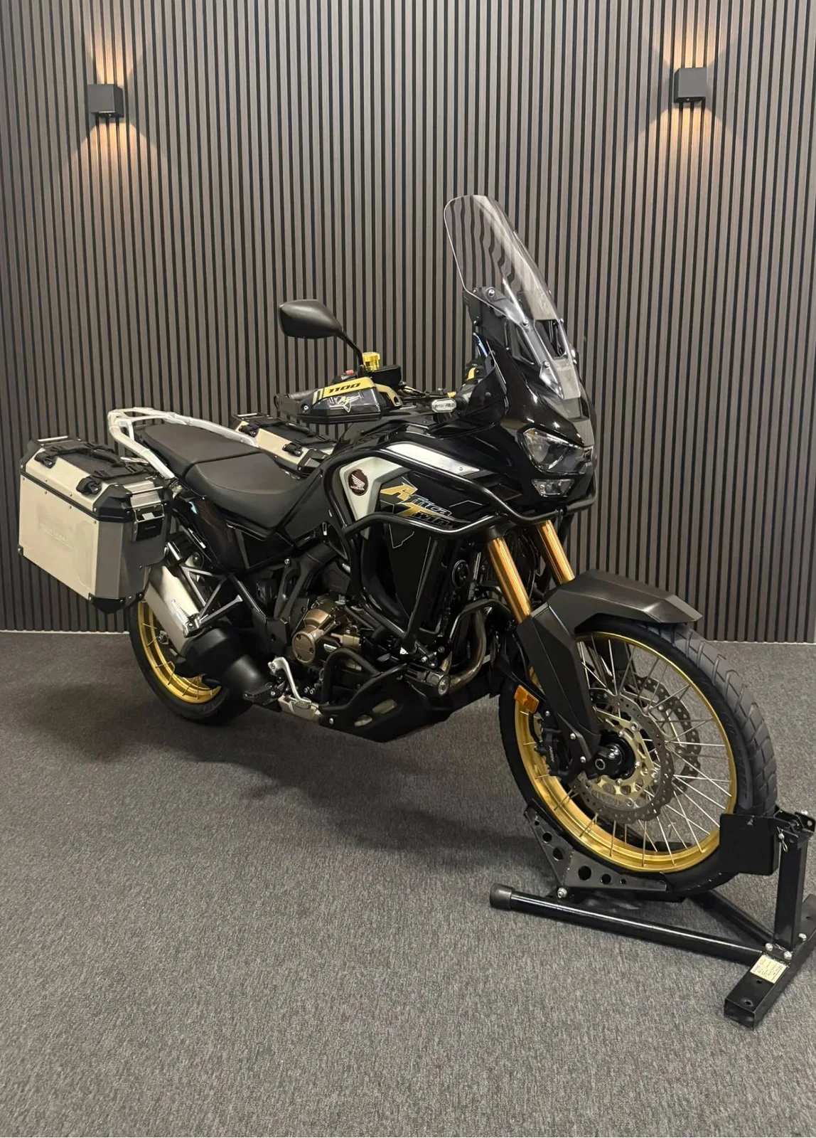Honda Africa Twin (2021) — foto 1