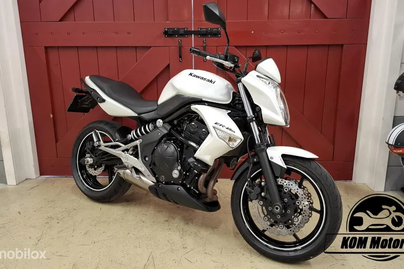 Kawasaki Er-6n (2012)