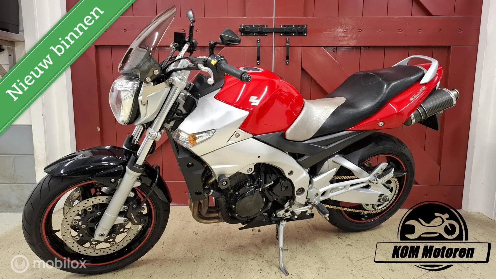 Suzuki GSR600 (2007) — foto 1