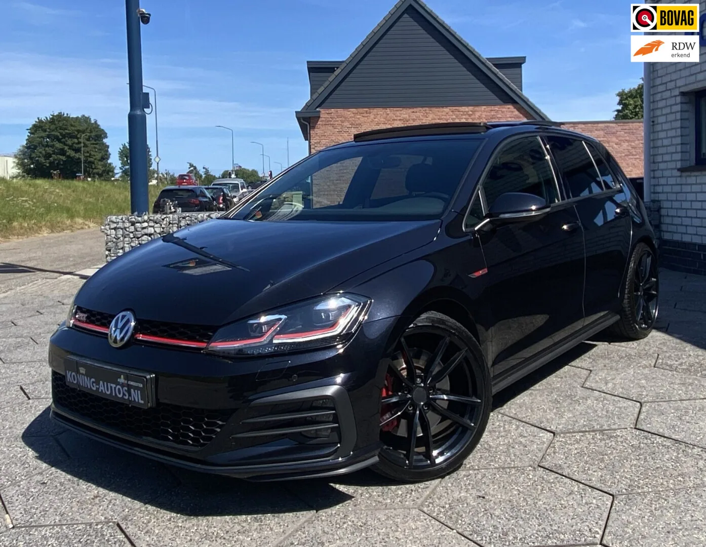 Volkswagen Golf (2018) — foto 1
