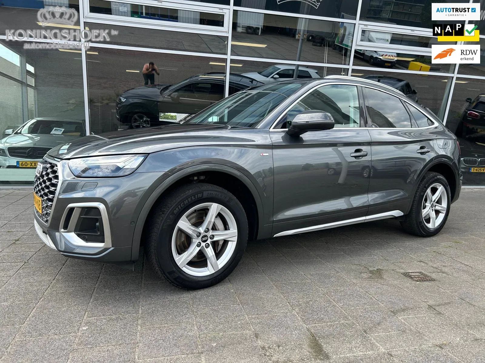 Audi Q5 Sportback (2021) — foto 1