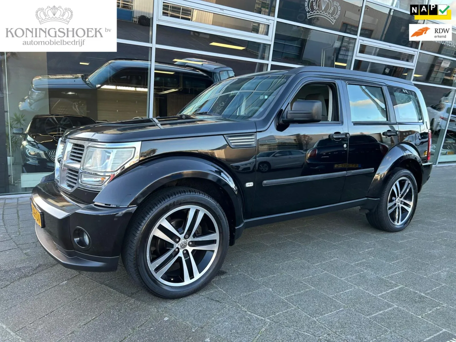Dodge Nitro (2008) — foto 1