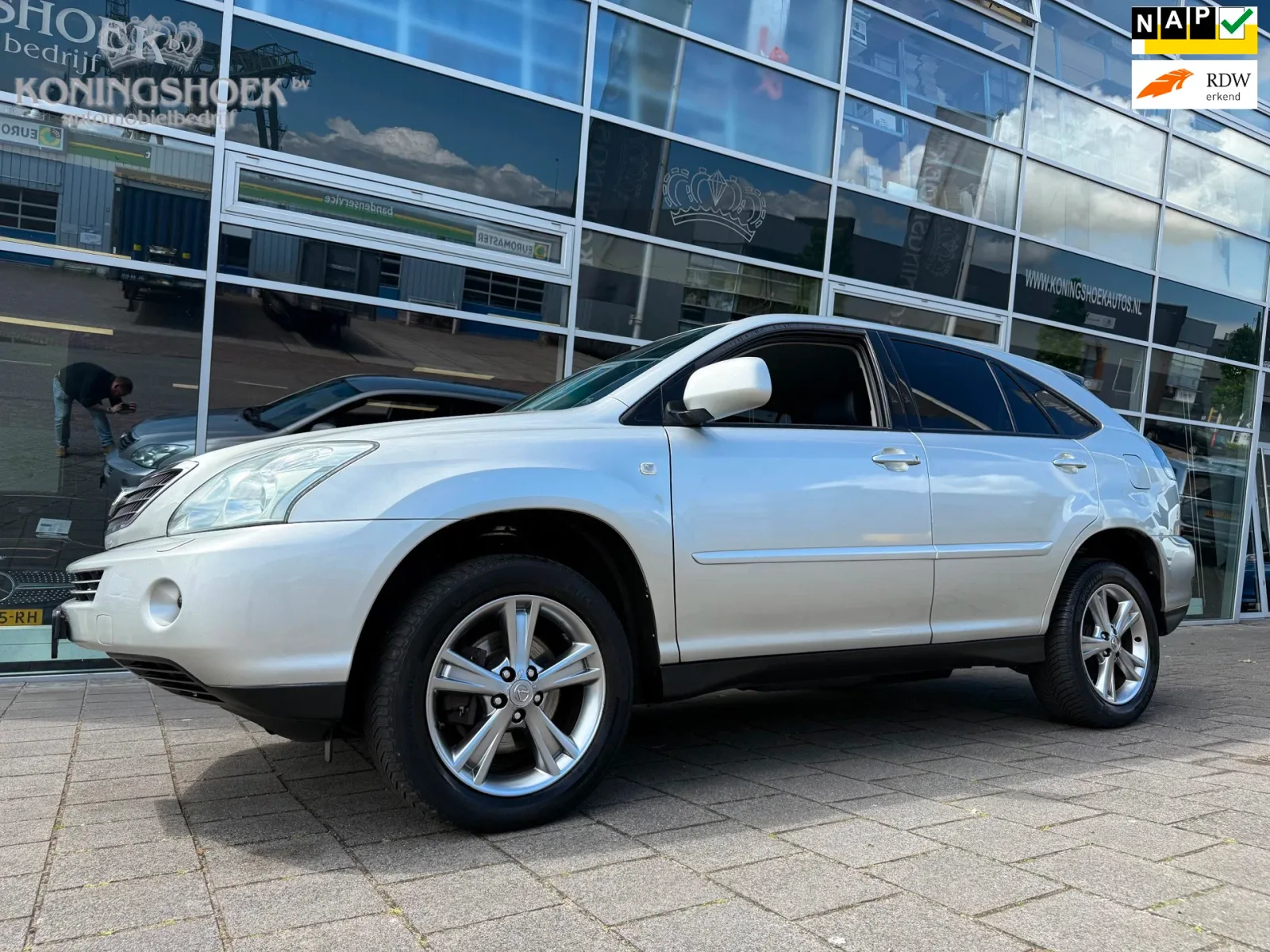 Lexus RX (2006) — foto 1