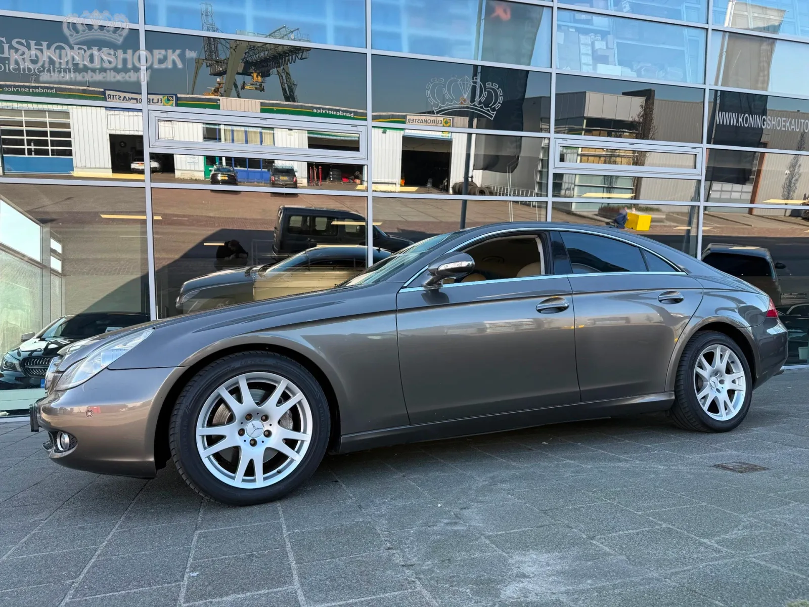 Mercedes-Benz CLS-Klasse (2006) — foto 1