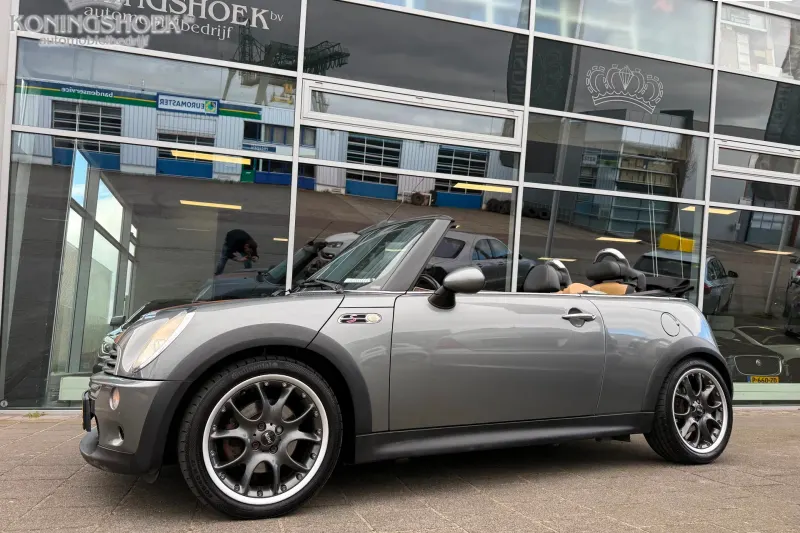 MINI Cabrio (2006)