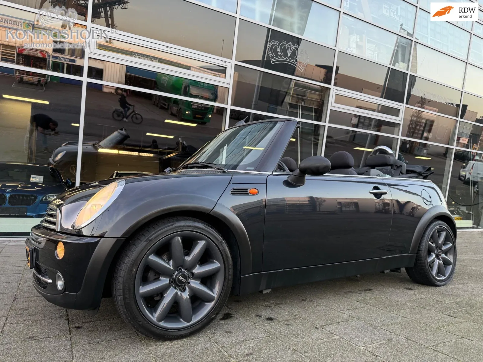 MINI Cabrio (2006) — foto 1