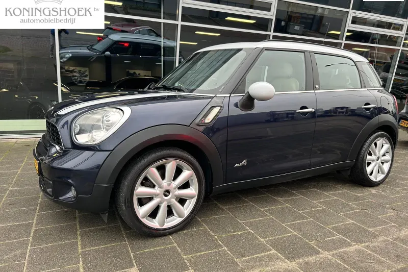 MINI Countryman (2011)