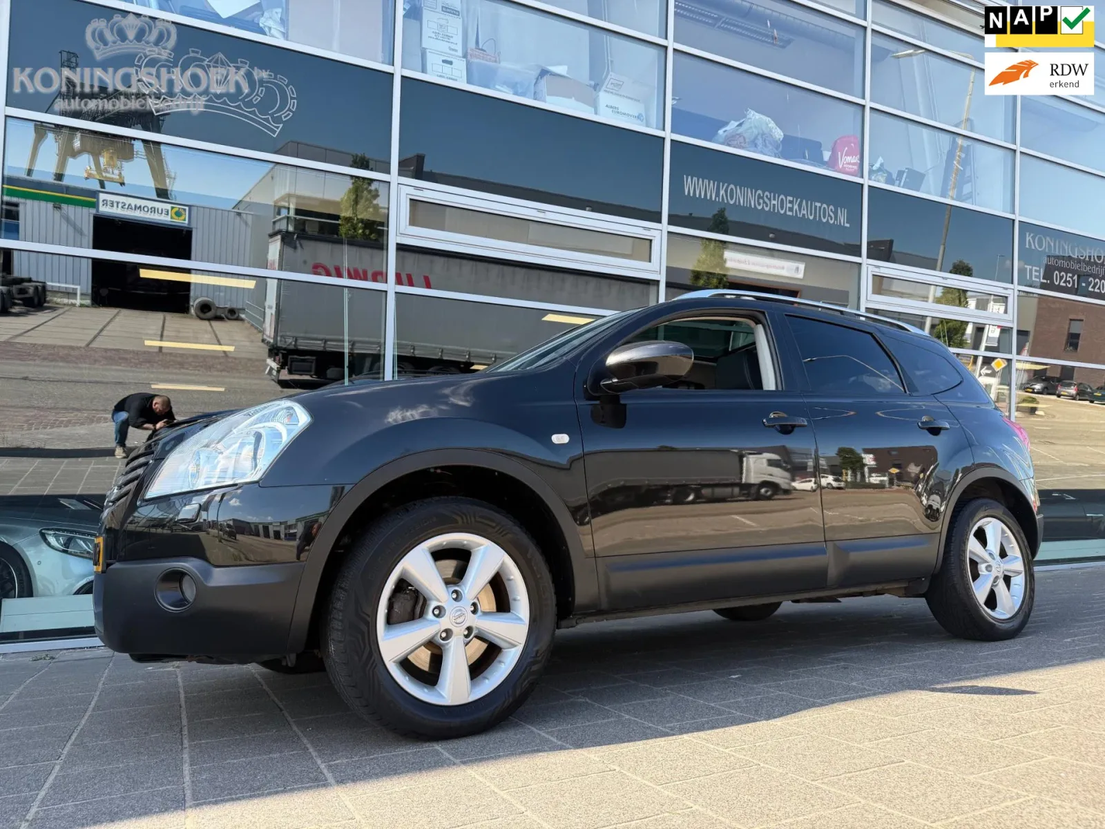 Nissan Qashqai+2 (2009) — foto 1