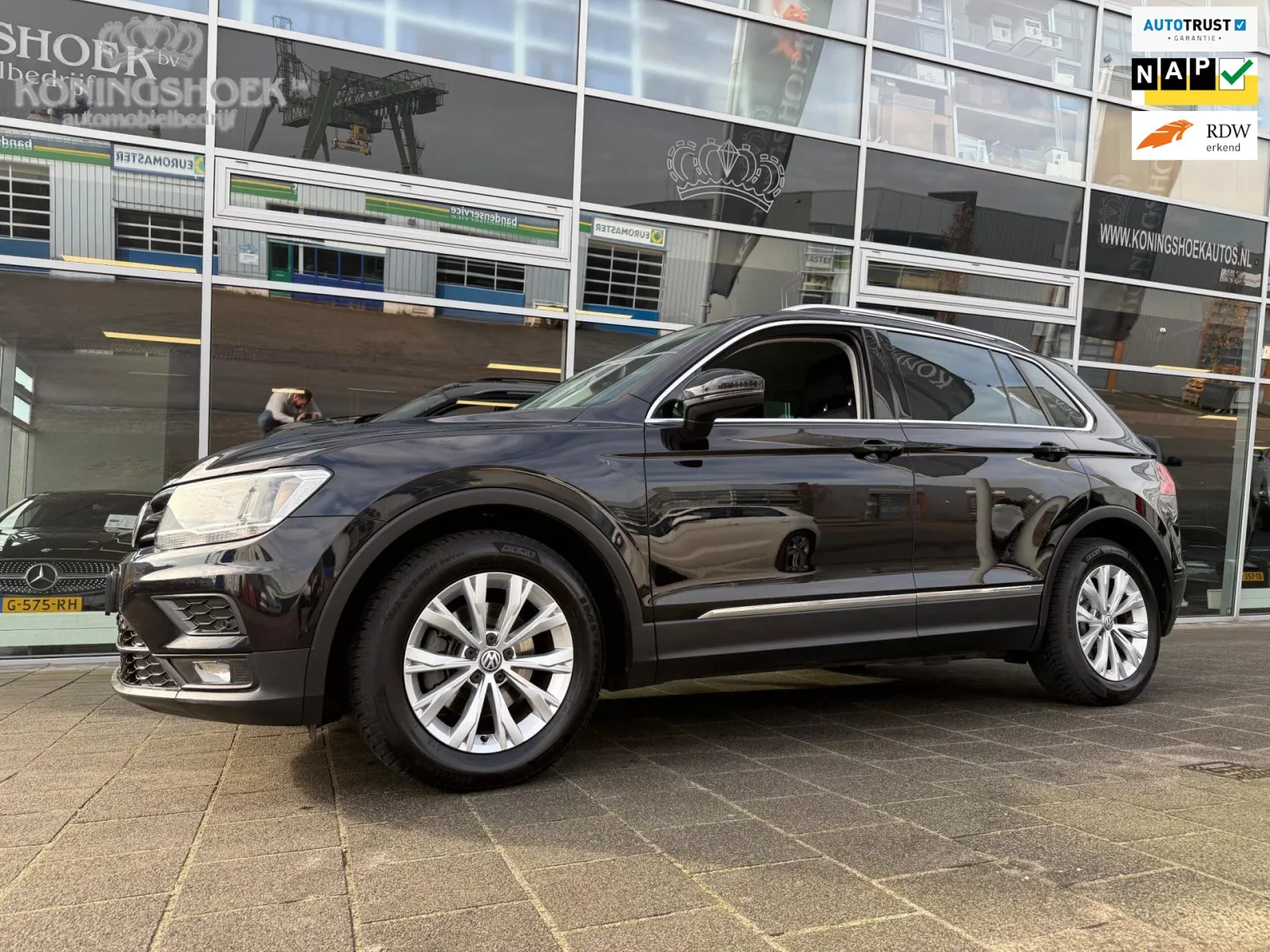 Volkswagen Tiguan (2018) — foto 1